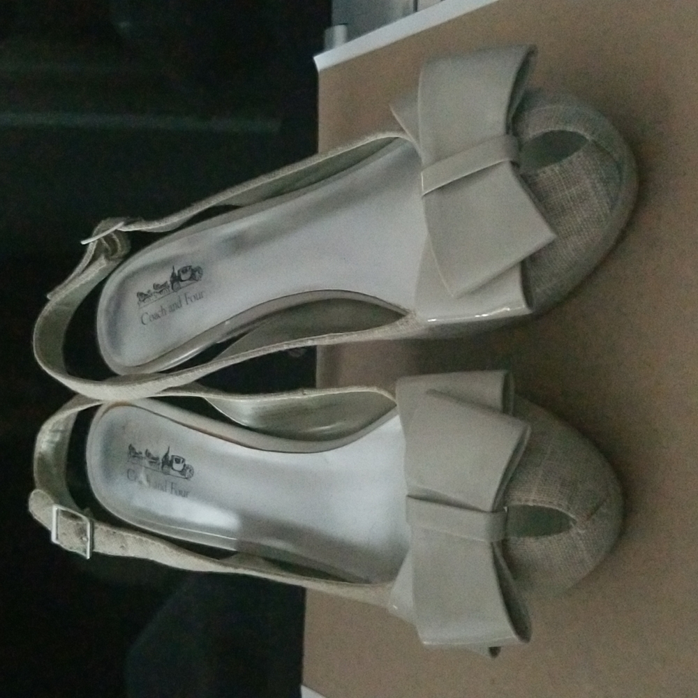 Beige sling back wonen shoes